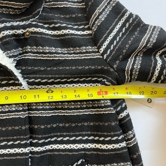 Roxy Black White Gray Striped Jacket New with Tags Size Small - Picture 5 of 11